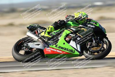 media/Jan-15-2026-Racers Edge (Thu) [[dfebeb70ab]]/3-B Group/Session 1 Turn 8/